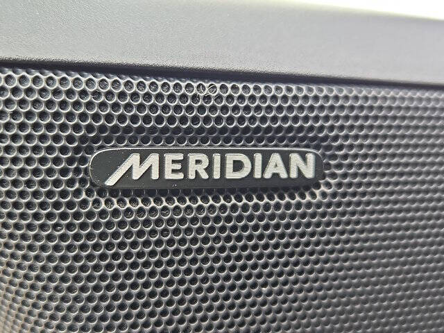 2025 Land Rover Range Rover P400 SE LWB