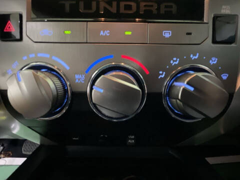 2018 Toyota Tundra SR5