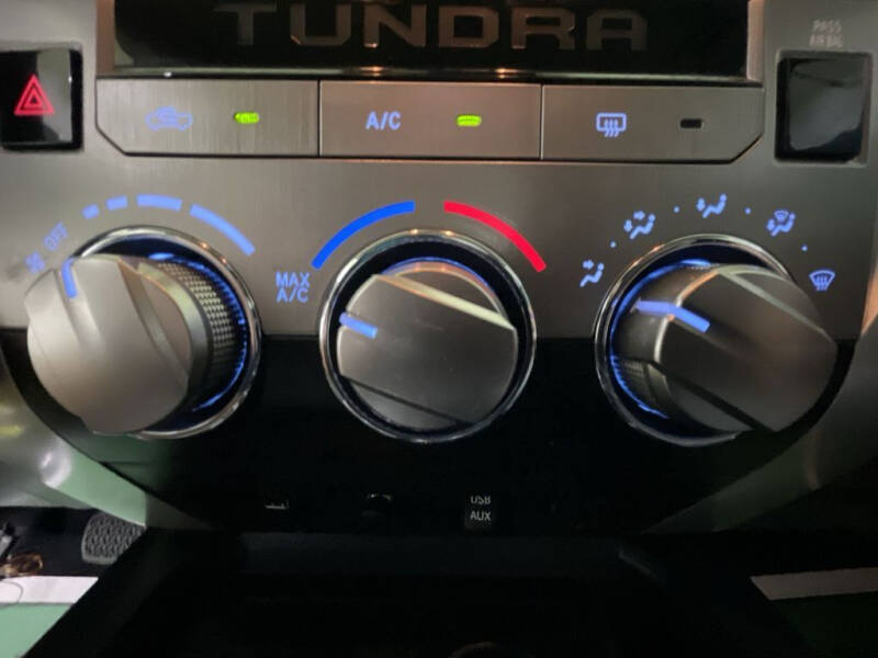 2018 Toyota Tundra SR5