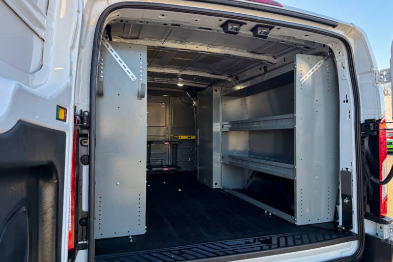 2024 Ford E-Transit 350