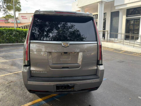 2017 Cadillac Escalade ESV Premium Luxury