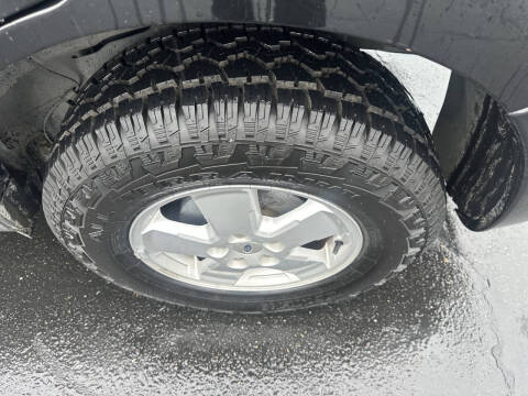 2011 Ford Escape XLS