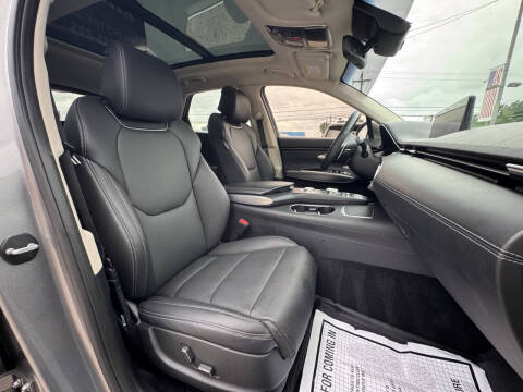 2022 Genesis GV70 2.5T Standard