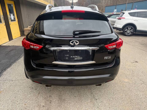 2010 Infiniti FX35