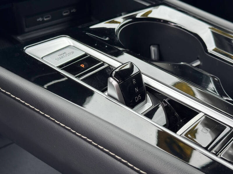 2024 Volkswagen Atlas SE