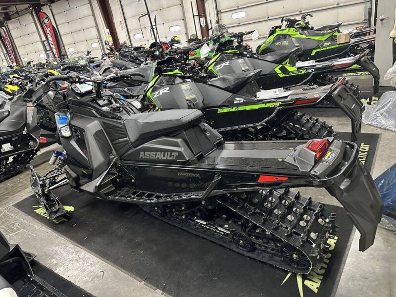 2023 Polaris Patriot Boost Switchback Assau