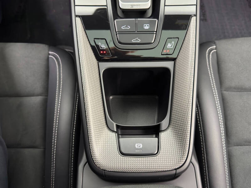 2024 Porsche 911 Carrera GTS