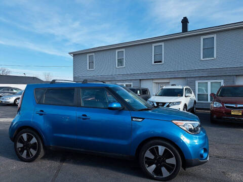 2017 Kia Soul +