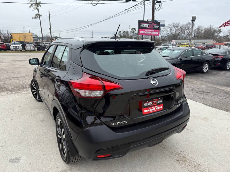 2019 Nissan Kicks SR