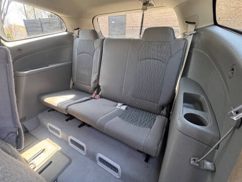 2016 Chevrolet Traverse LS