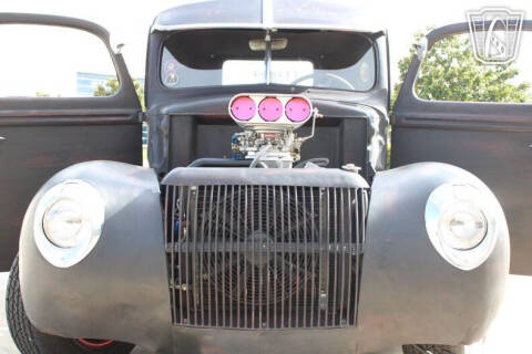1947 Ford F-100