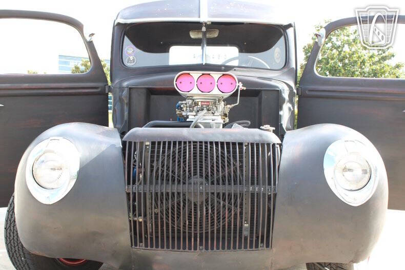 1947 Ford F-100