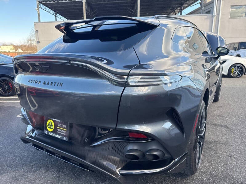 2023 Aston Martin DBX 707