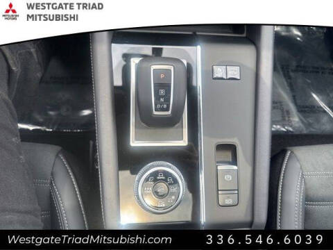 2025 Mitsubishi Outlander PHEV SE