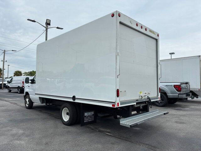 2024 Ford E-Series