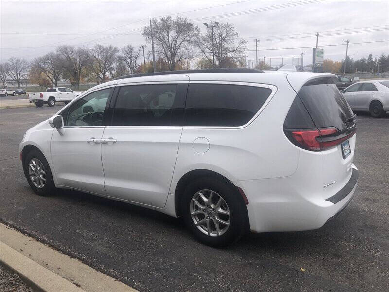 2022 Chrysler Pacifica Touring L