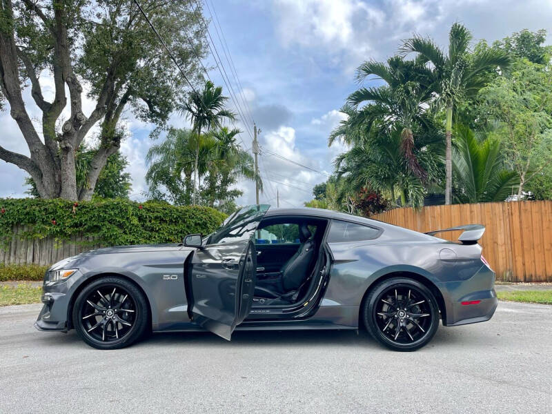 2017 Ford Mustang GT Premium