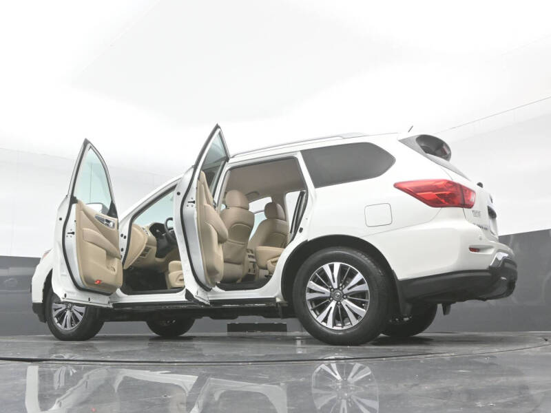 2017 Nissan Pathfinder