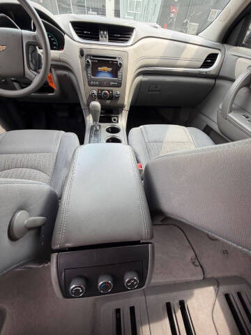 2014 Chevrolet Traverse LS