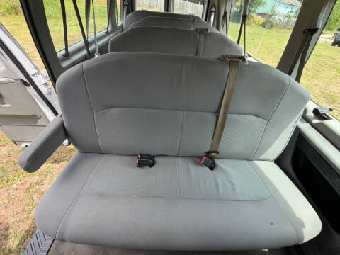 2013 Ford E-Series E-350 SD XLT