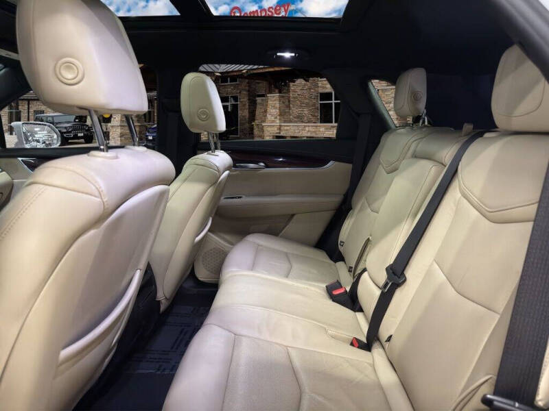 2019 Cadillac XT5 Luxury