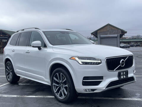 2019 Volvo XC90 T5 Momentum