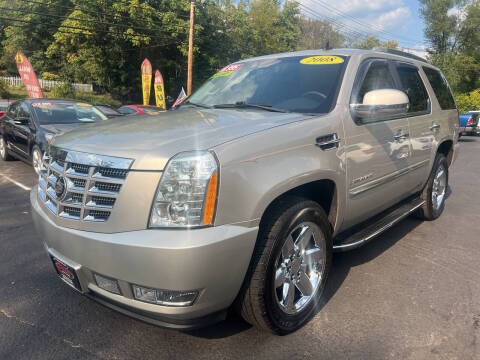 2008 Cadillac Escalade for sale at CENTRAL AUTO GROUP in Raritan NJ