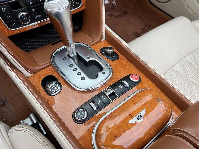 2013 Bentley Continental 31