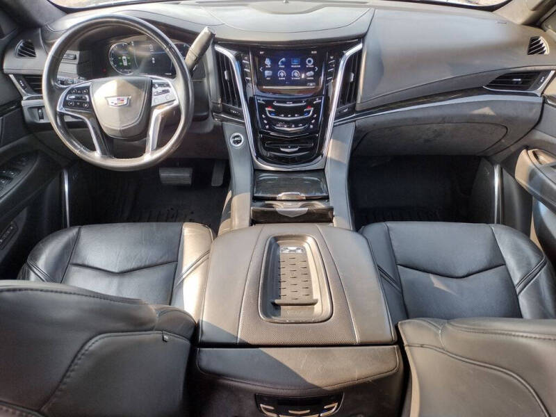 2016 Cadillac Escalade Platinum