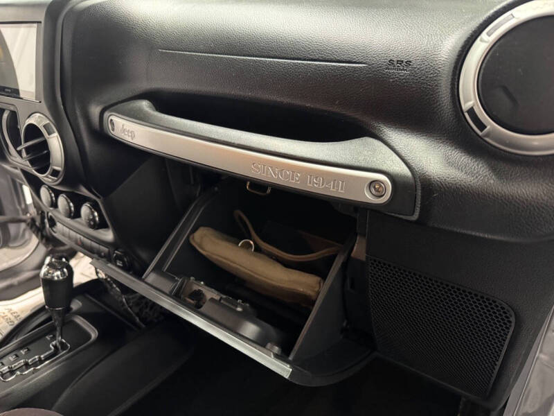 2014 Jeep Wrangler Sahara