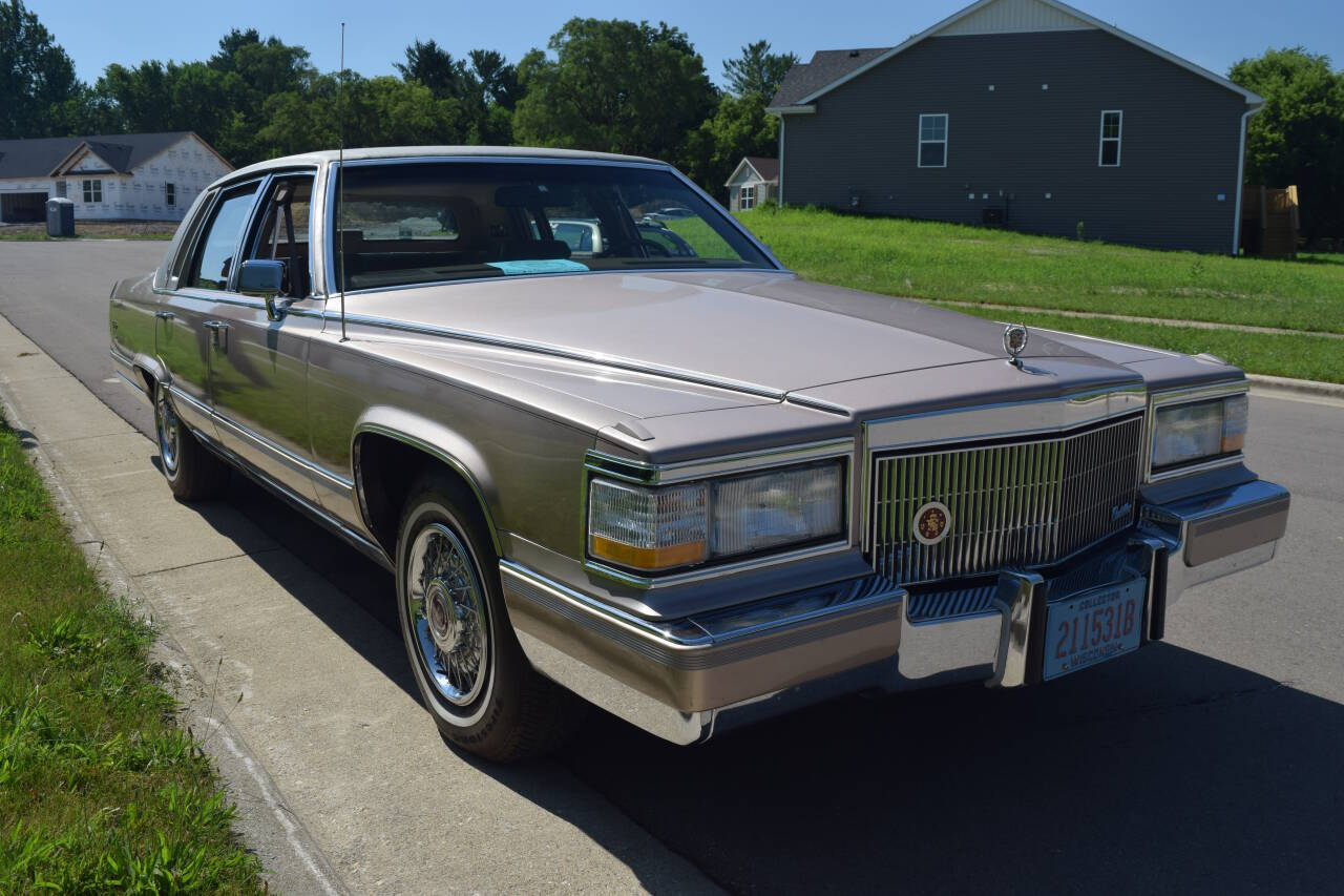 1991 Cadillac Brougham 90