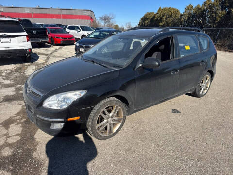 2010 Hyundai Elantra Touring for sale at AUTOSAVIN in Villa Park IL