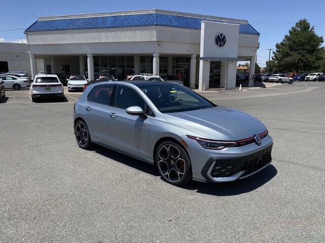 2025 Volkswagen Golf GTI Autobahn