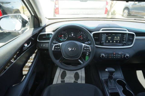 2019 Kia Sorento LX