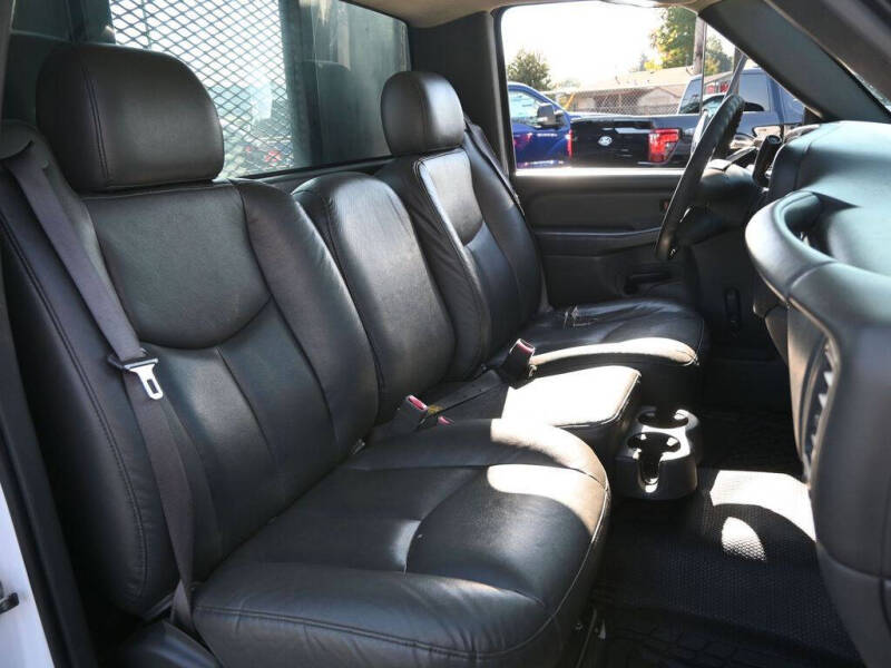 2007 Chevrolet Silverado 3500 CC Classic