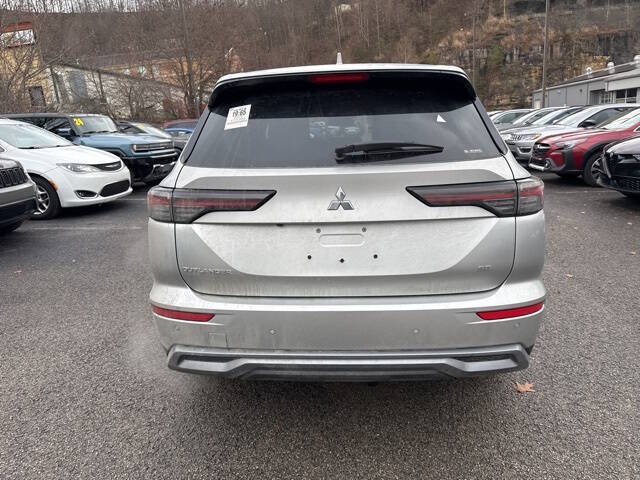 2025 Mitsubishi Outlander