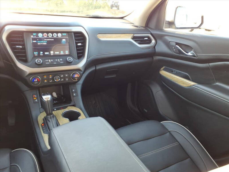 2019 GMC Acadia Denali