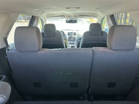 2011 GMC Acadia SL