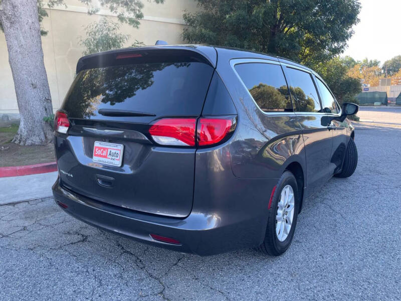 2017 Chrysler Pacifica Touring