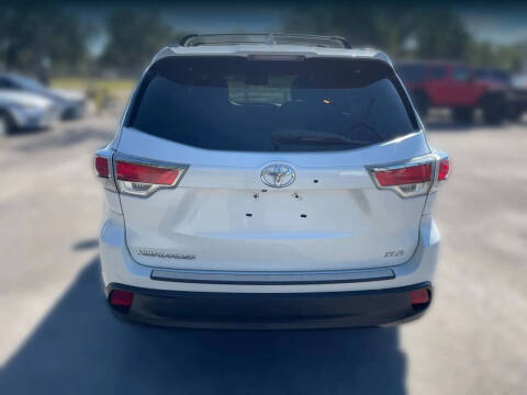 2016 Toyota Highlander XLE