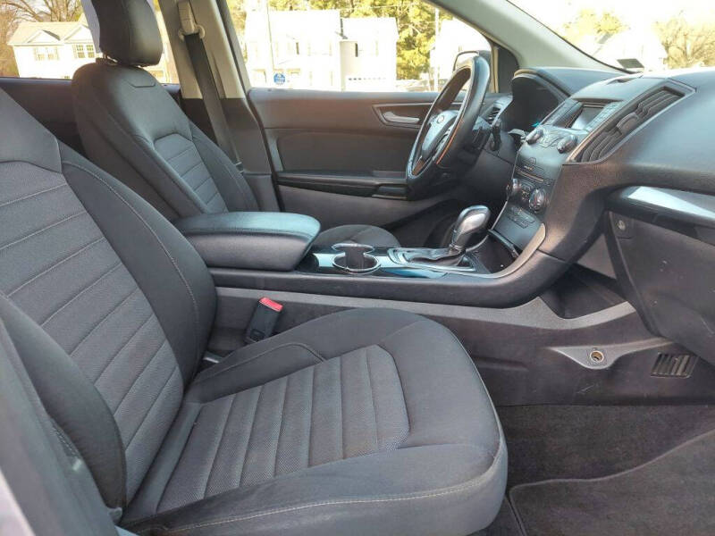 2015 Ford Edge SE