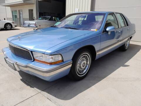 1992 Buick Roadmaster for sale at Pederson's Classics in Sioux Falls SD