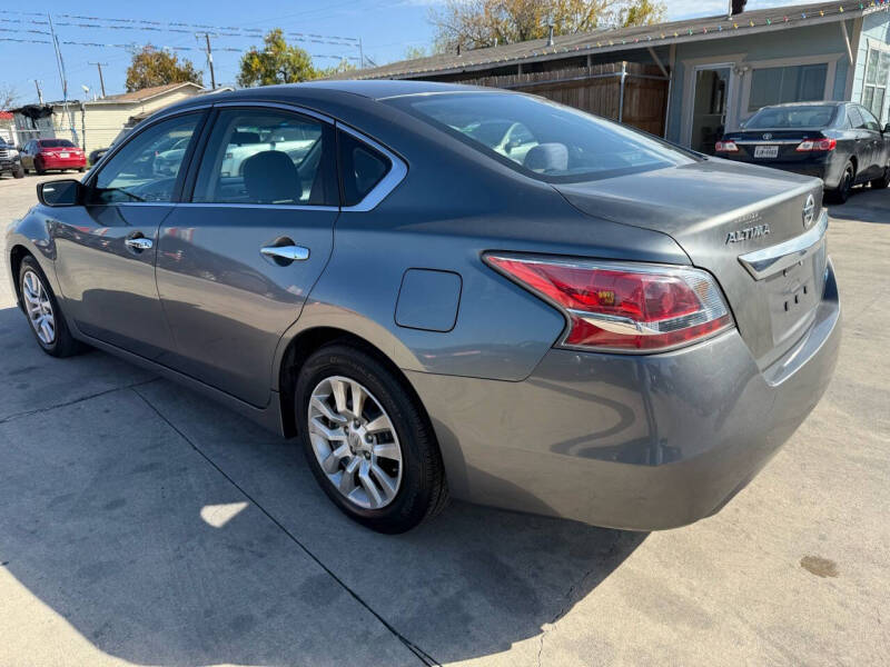 2014 Nissan Altima S photo 7