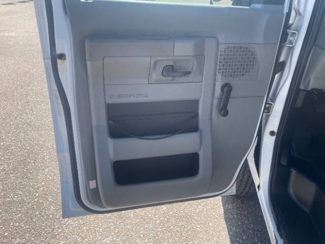 2010 Ford E-Series E-250