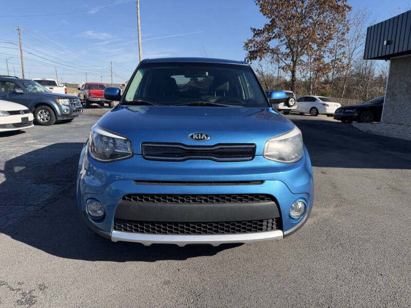 2017 Kia Soul +