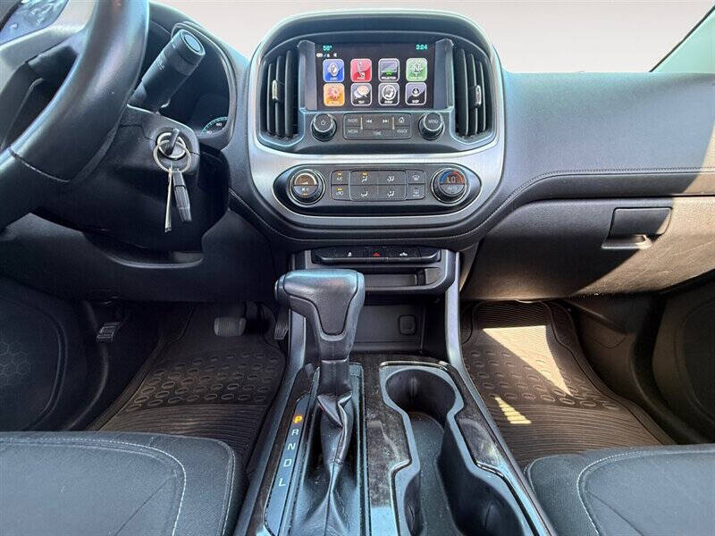 2017 GMC Canyon SLE