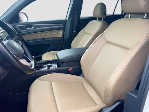 2020 Volkswagen Atlas Cross Sport V6 SEL 4Motion