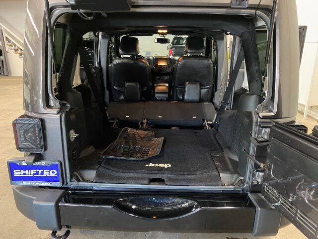 2017 Jeep Wrangler Unlimited Smoky Mountain