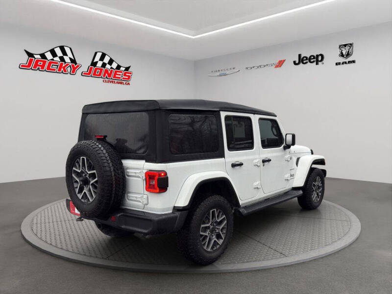 2024 Jeep Wrangler Sahara