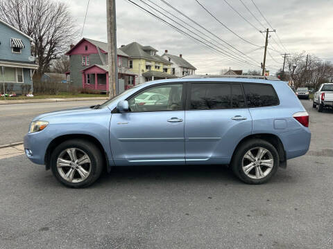 2008 Toyota Highlander for sale at Roy's Auto Sales in Harrisburg PA
